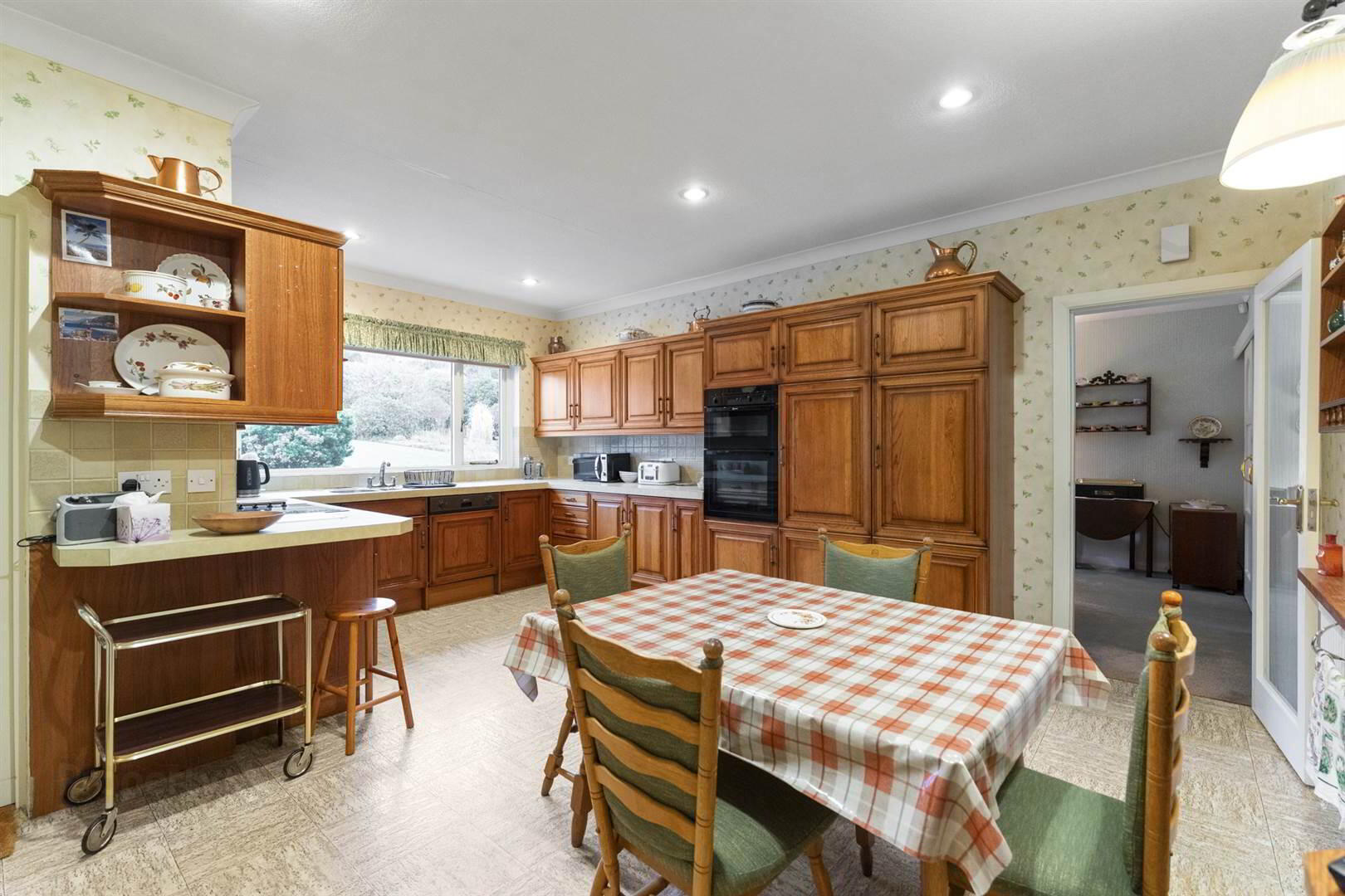 20 Sheridan Drive 6 of 25