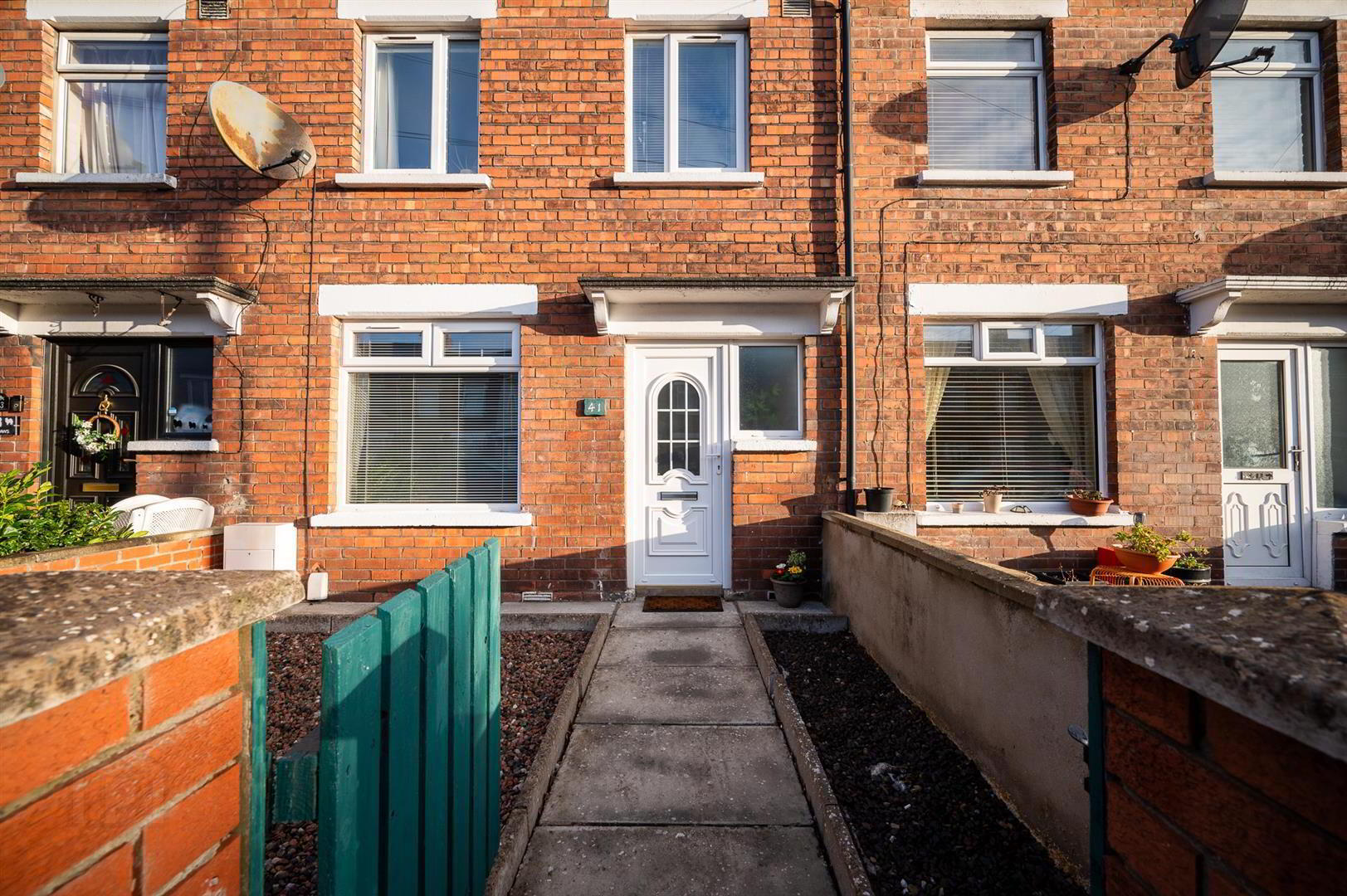property description image