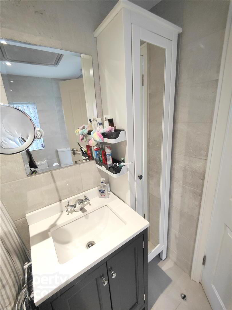 5 Inver Avenue 13 of 21