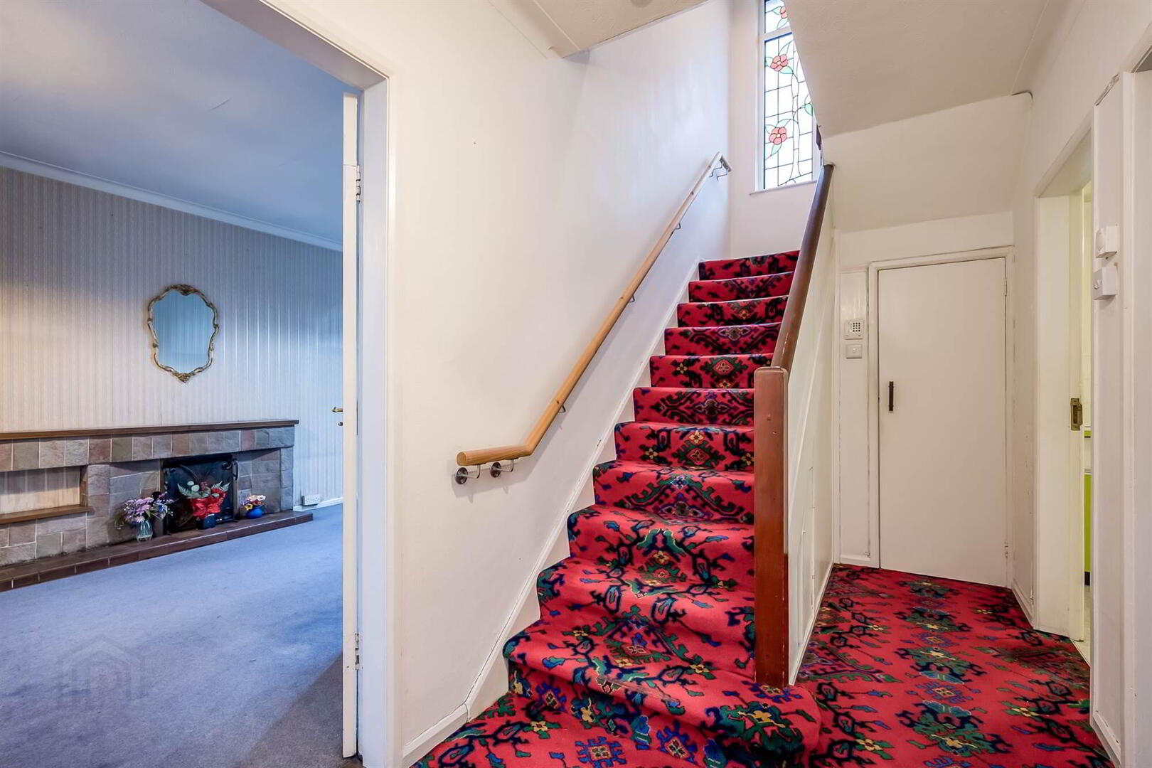 16 Upper Malone Road 4 of 25