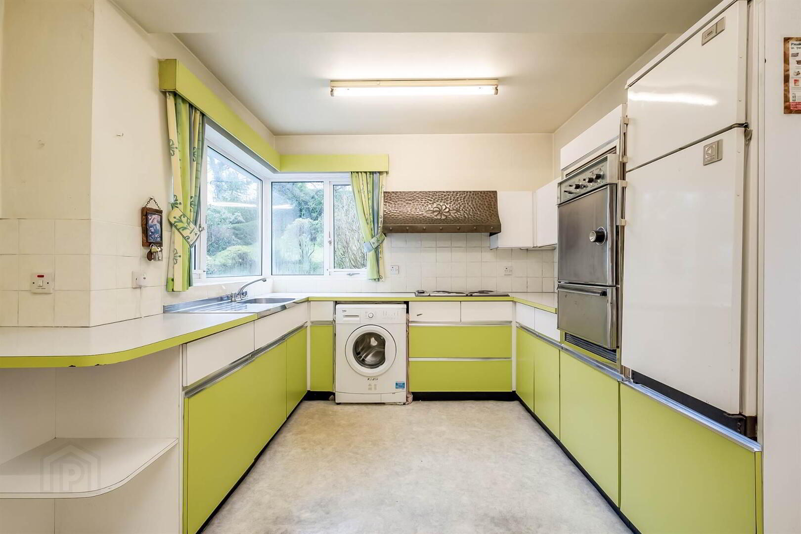 16 Upper Malone Road 11 of 25