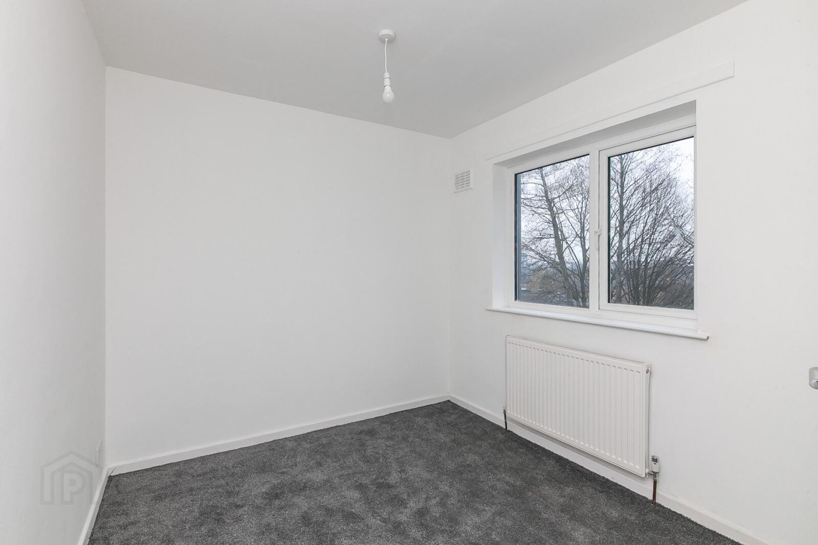 82 Gainsborough Drive 8 of 15