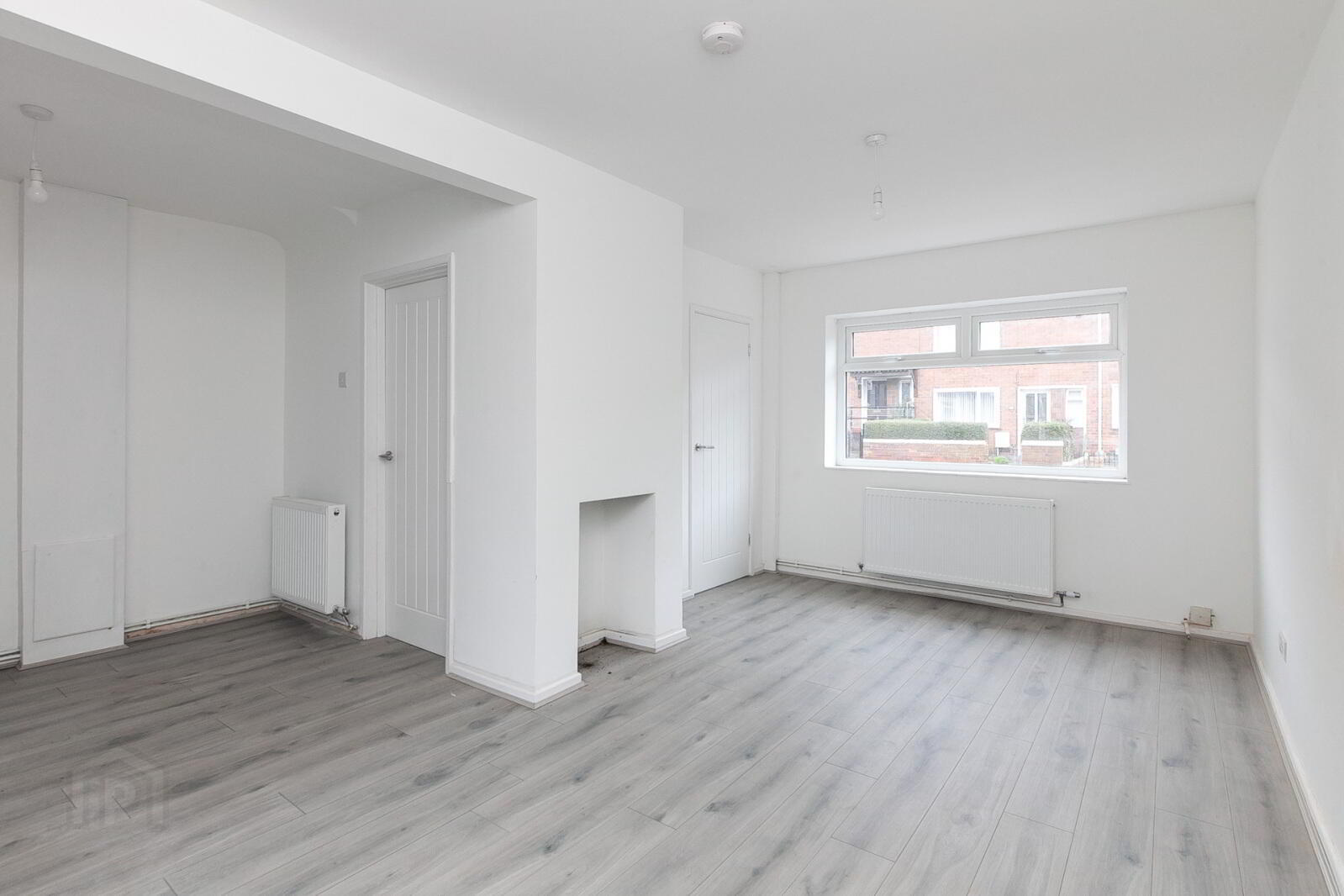 82 Gainsborough Drive 3 of 15