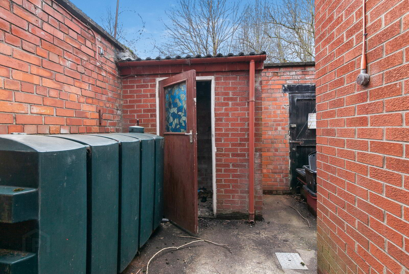 82 Gainsborough Drive 14 of 15
