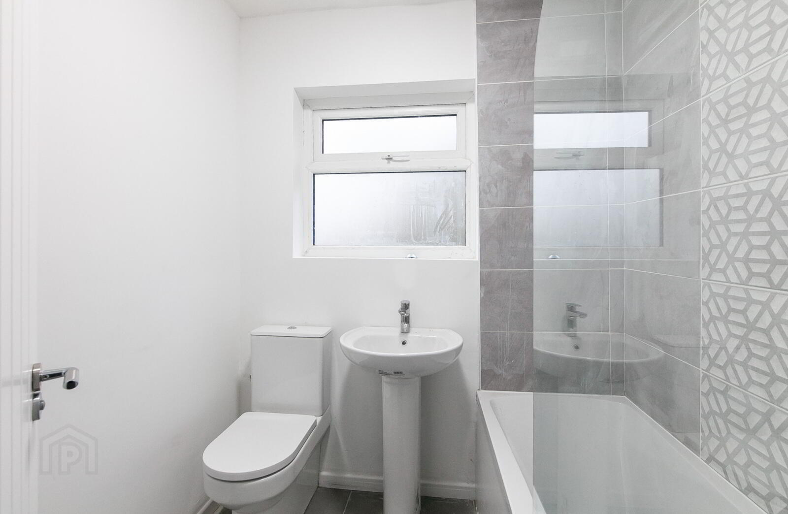 82 Gainsborough Drive 11 of 15