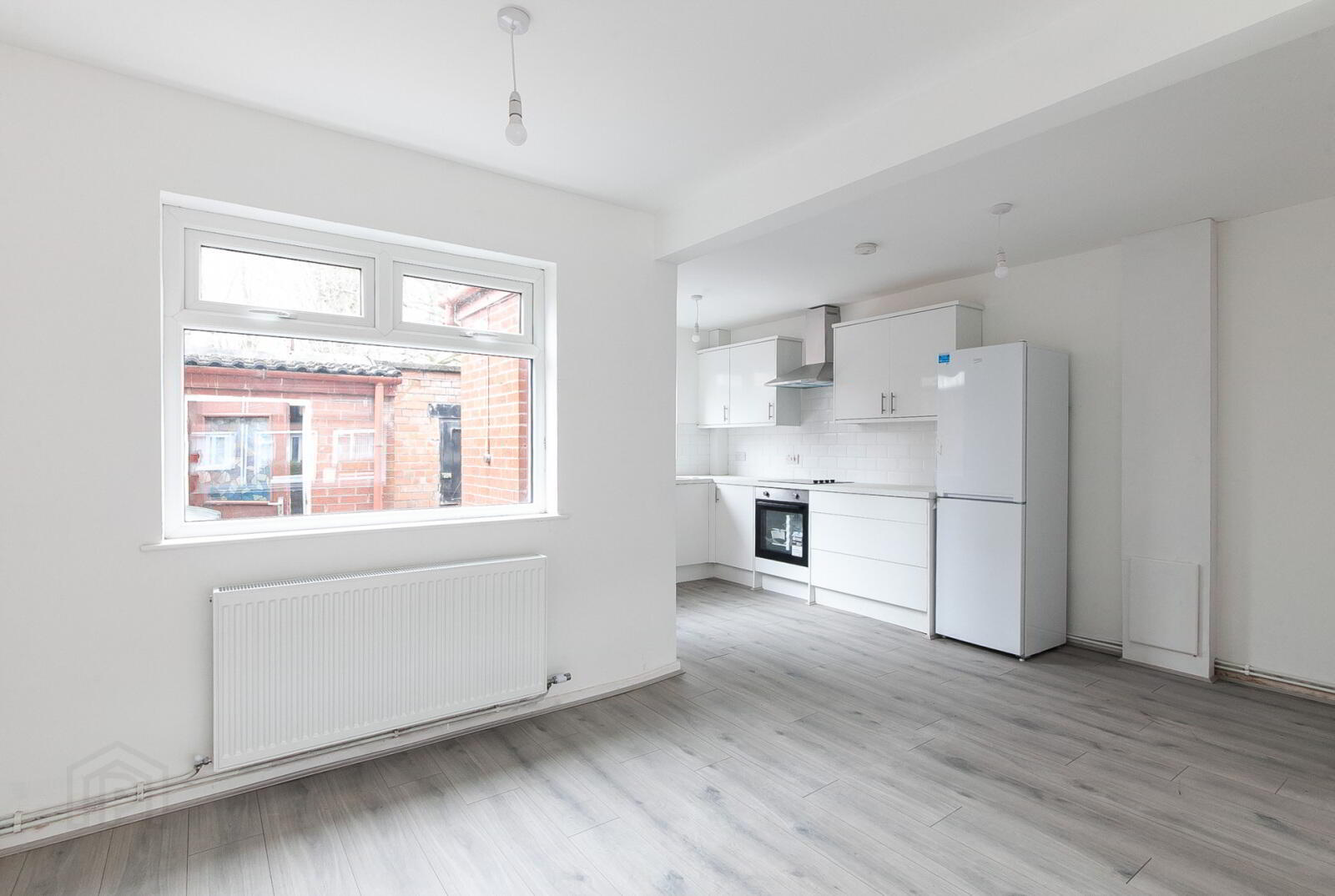 82 Gainsborough Drive 1 of 15