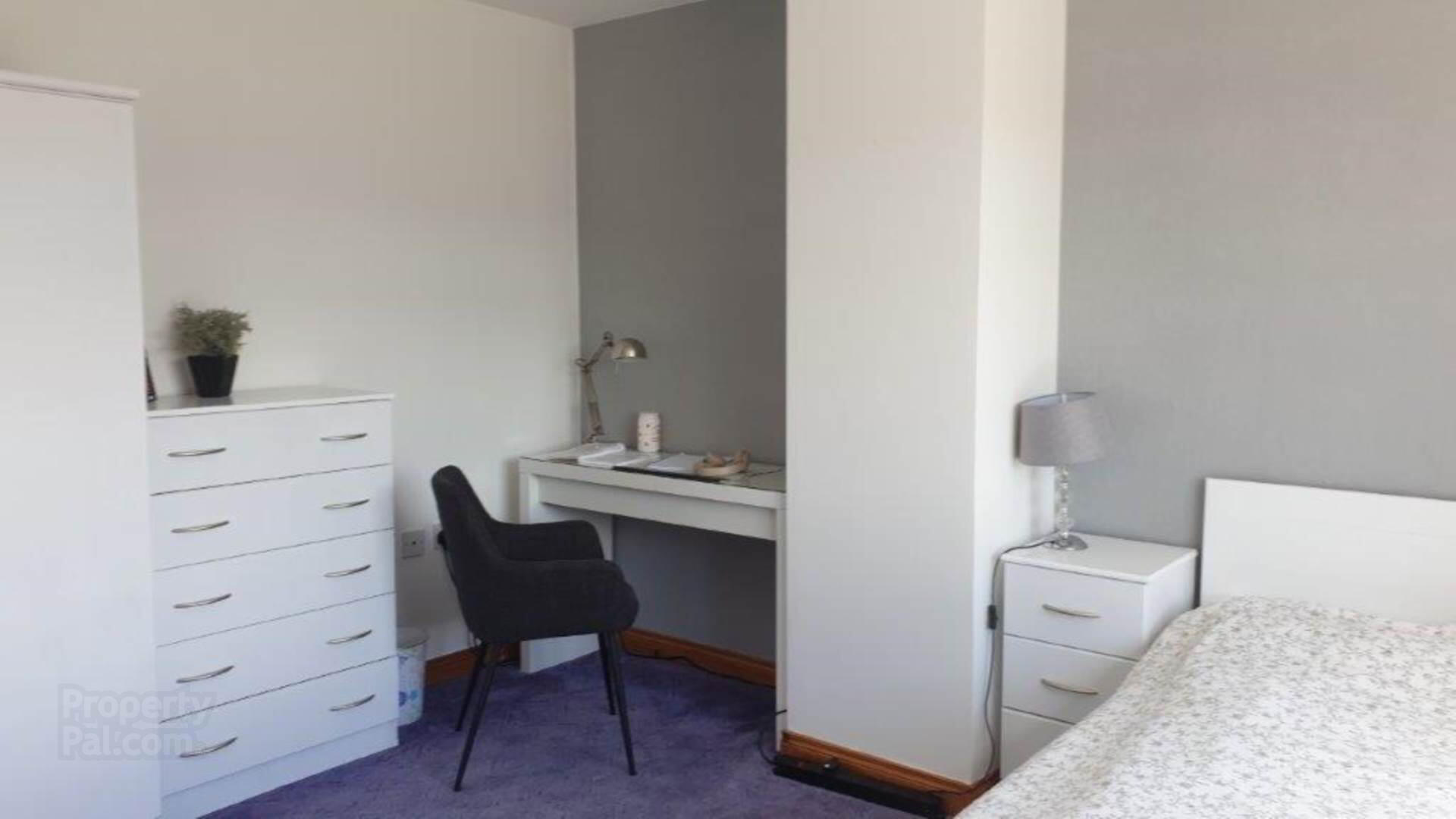 22 Burwood 22 of 32