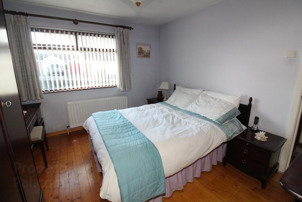 3 Waverley Road 12 of 17