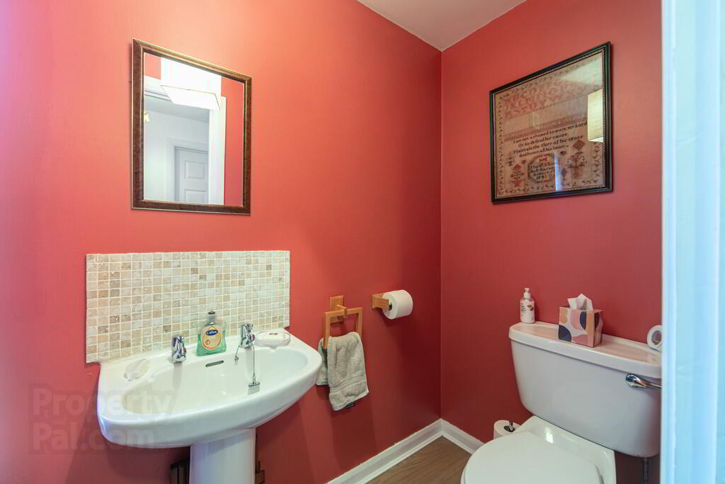 7 Clonallon Court 4 of 24