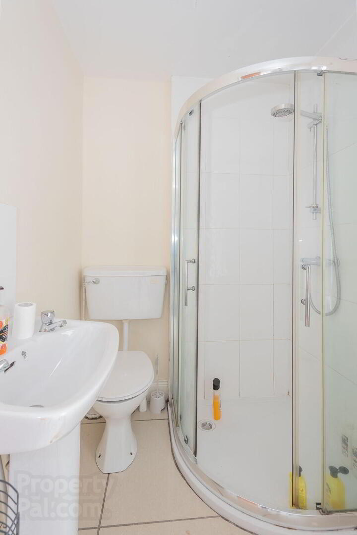 25 Agincourt Avenue 12 of 14
