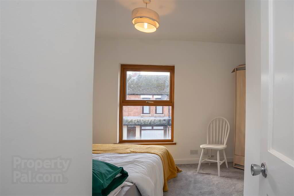18 Benburb Street 9 of 14