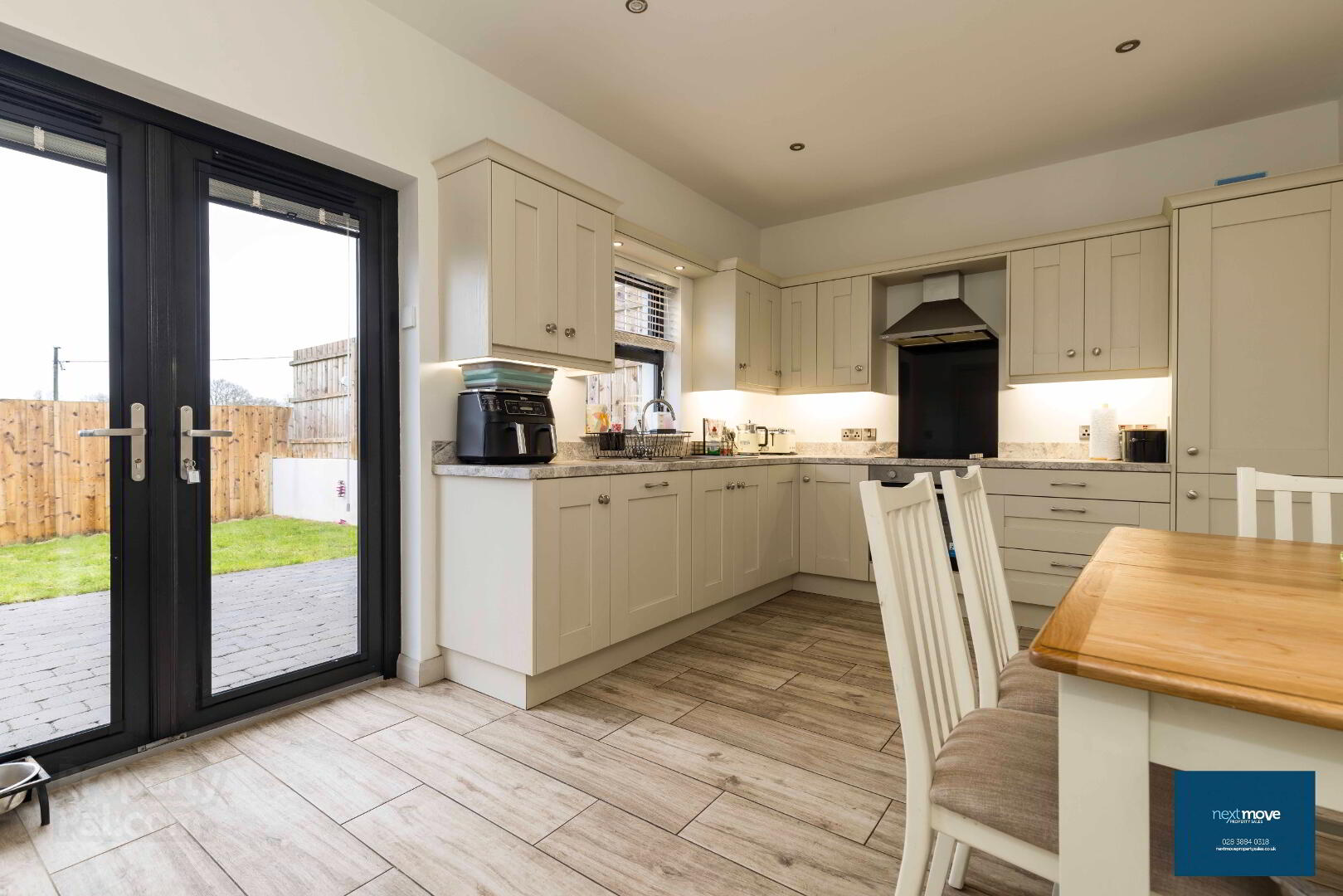 6 Broomhill Manor 15 of 49