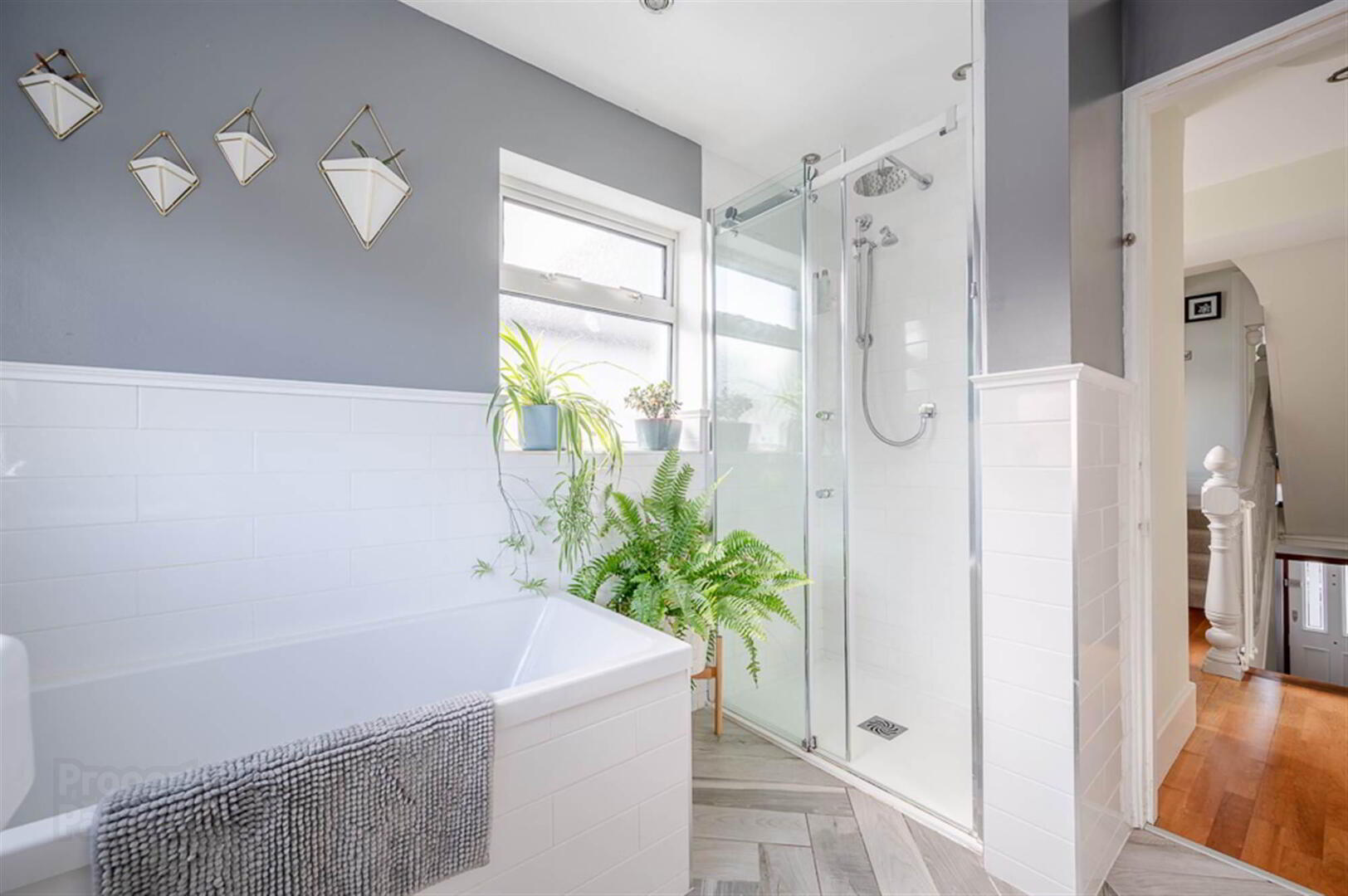100 Downshire Road 13 of 23