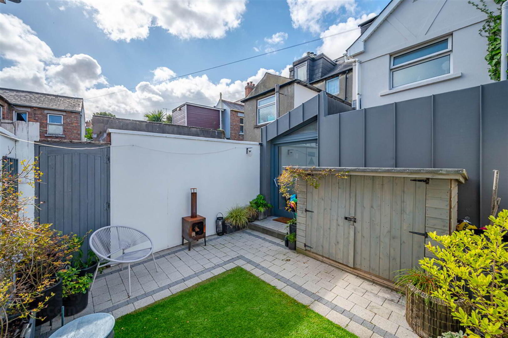 100 Downshire Road 23 of 23