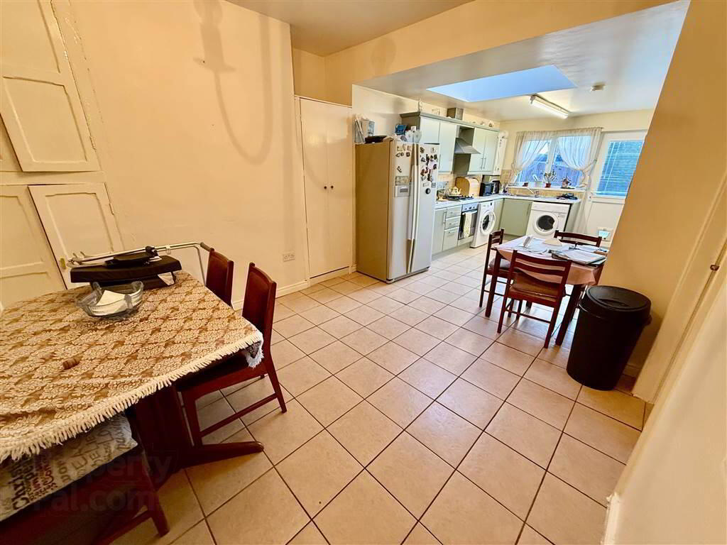 308 Cregagh Road 4 of 17