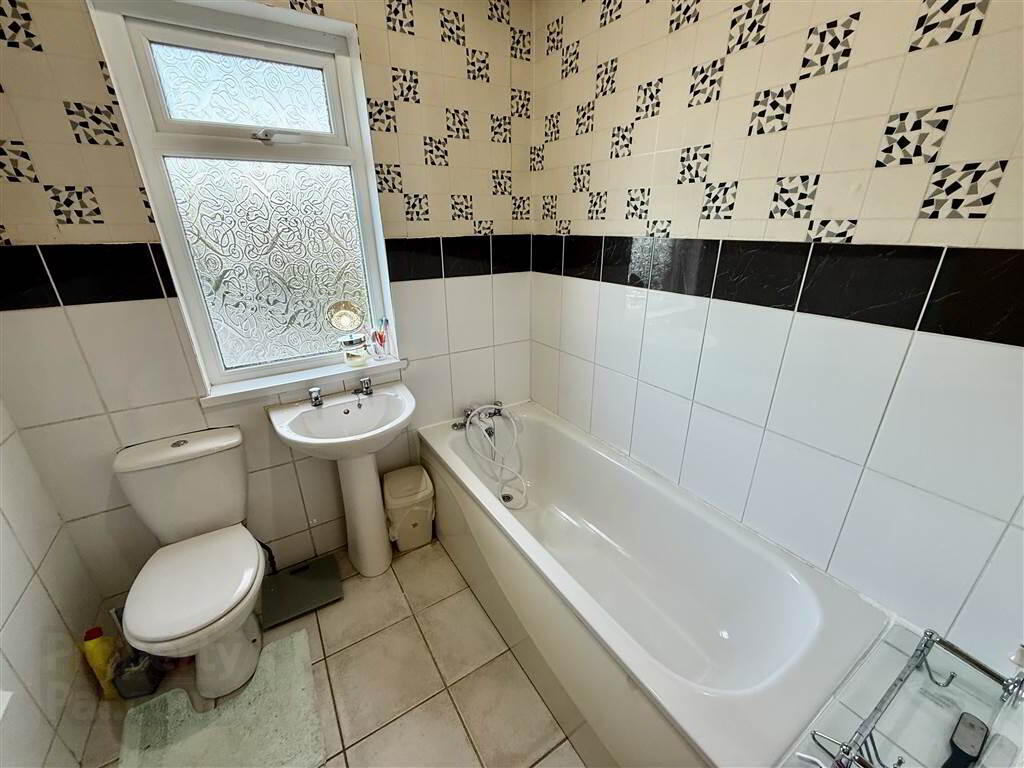 308 Cregagh Road 15 of 17