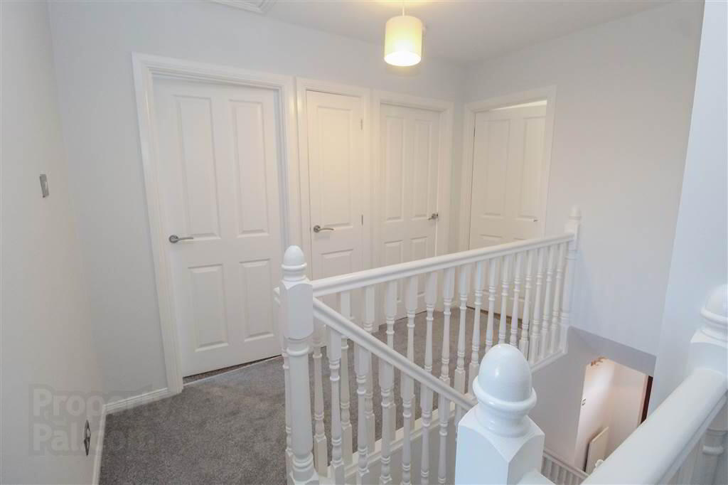 9 Station Mews 9 of 19