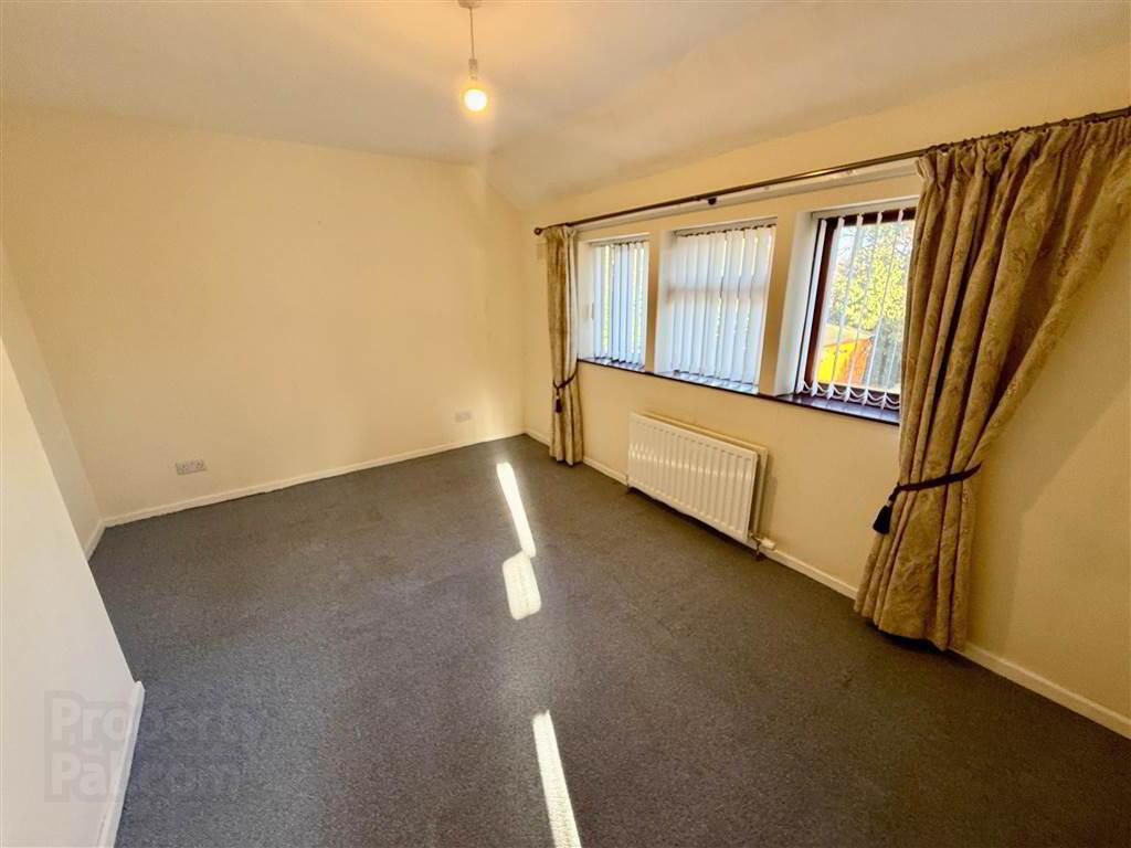 44 Knock Eden Crescent 9 of 12