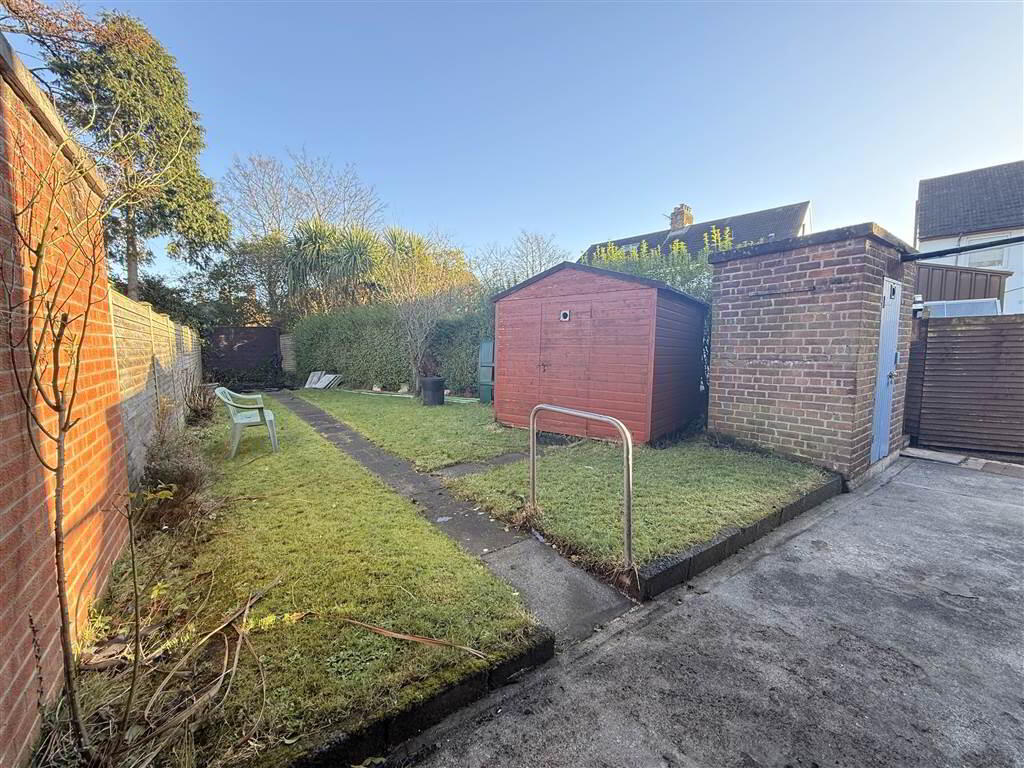 44 Knock Eden Crescent 12 of 12