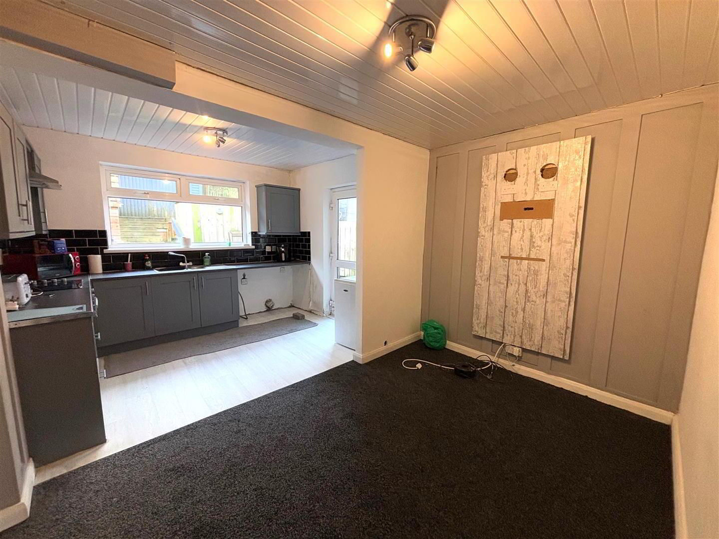 30 Silverstream Road 5 of 16