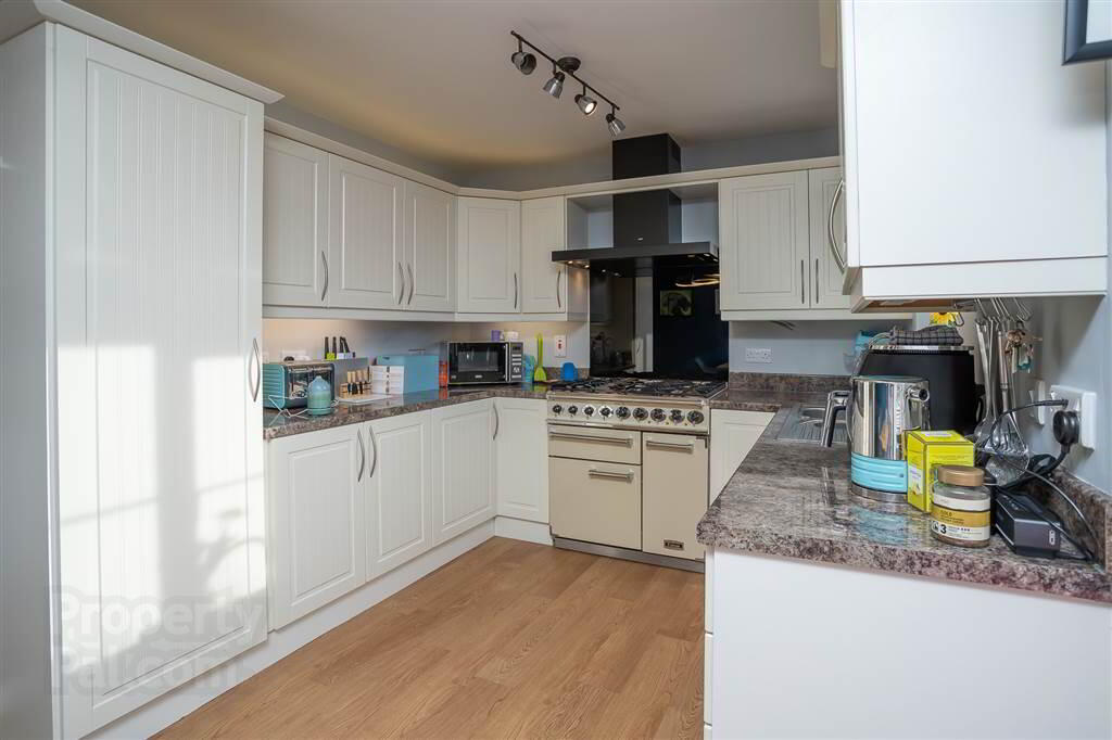 2 Osborne Place 7 of 24