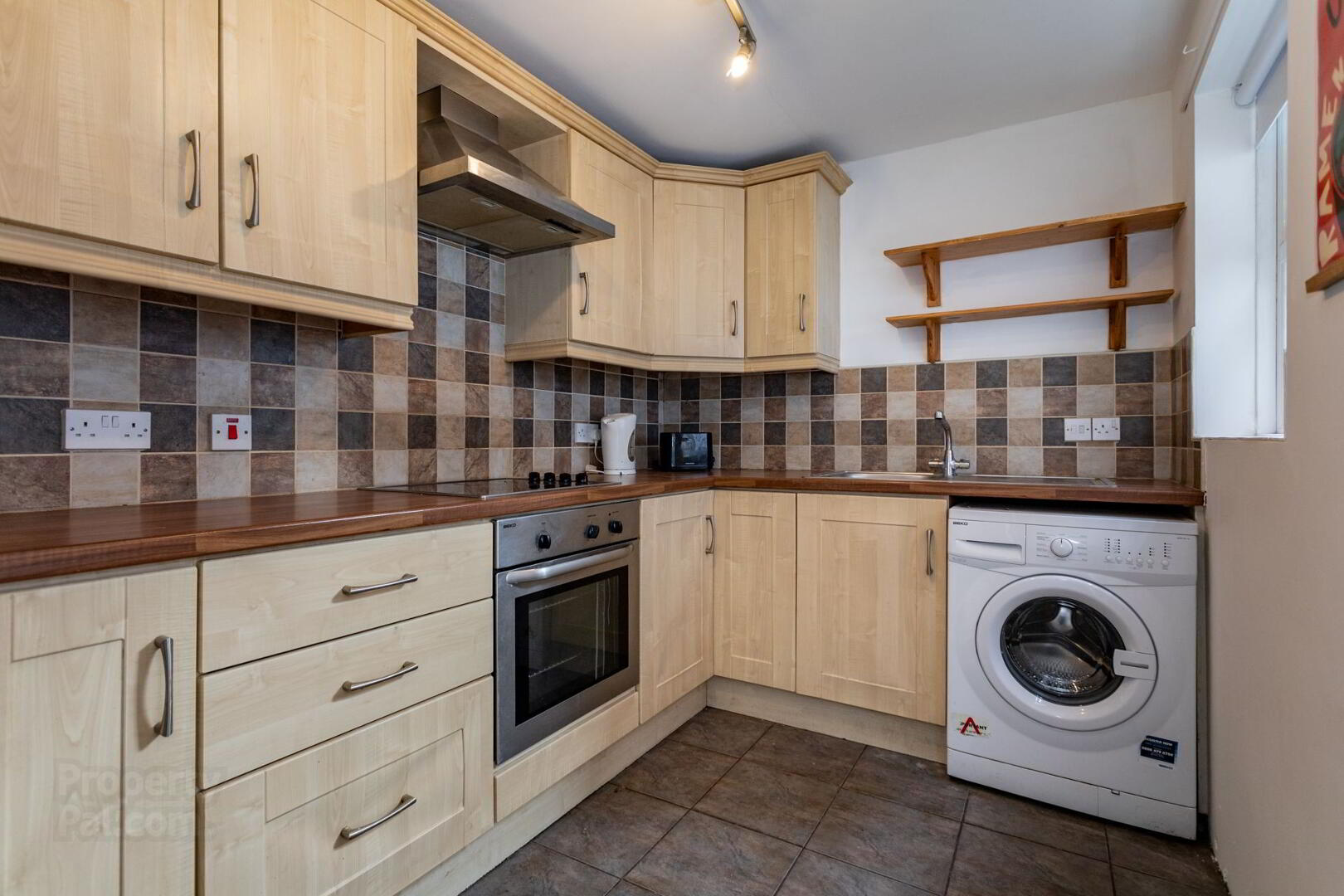 114 Walmer Street 12 of 33