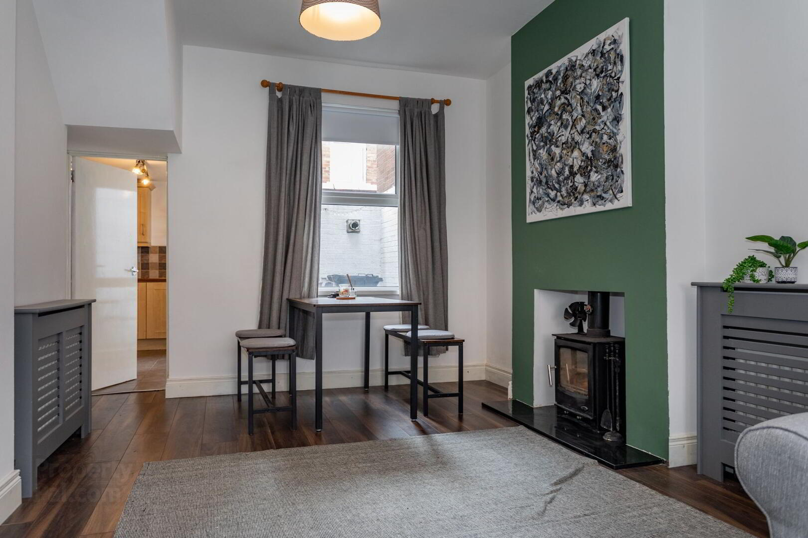 114 Walmer Street 9 of 33