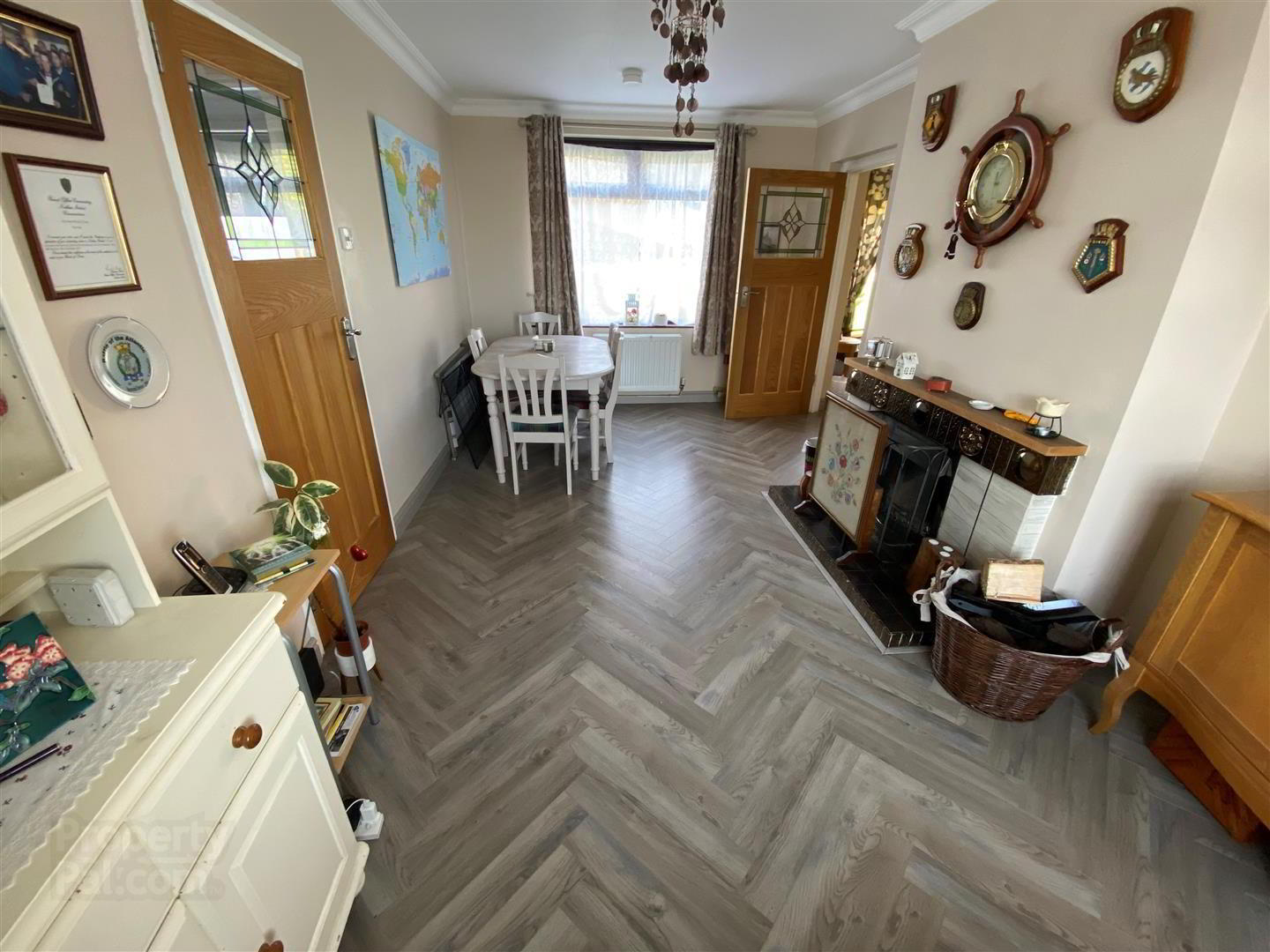1 Coronation Avenue 5 of 14