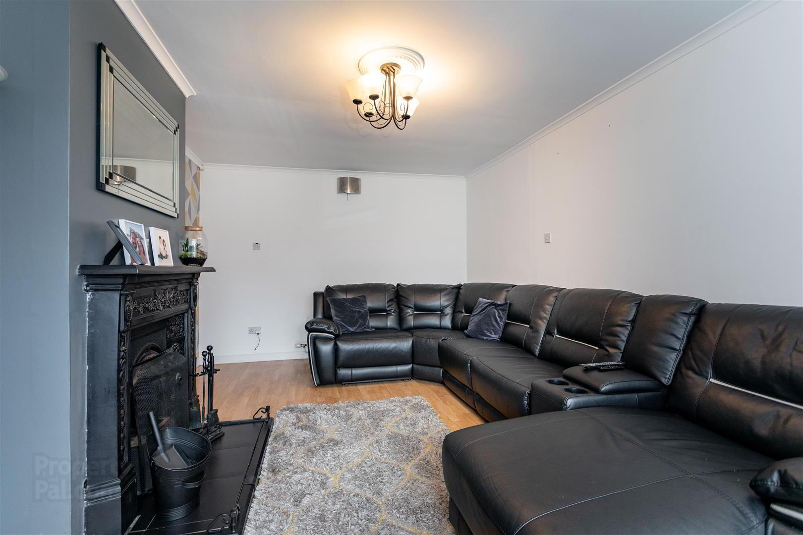 4 Tobar Court 5 of 36