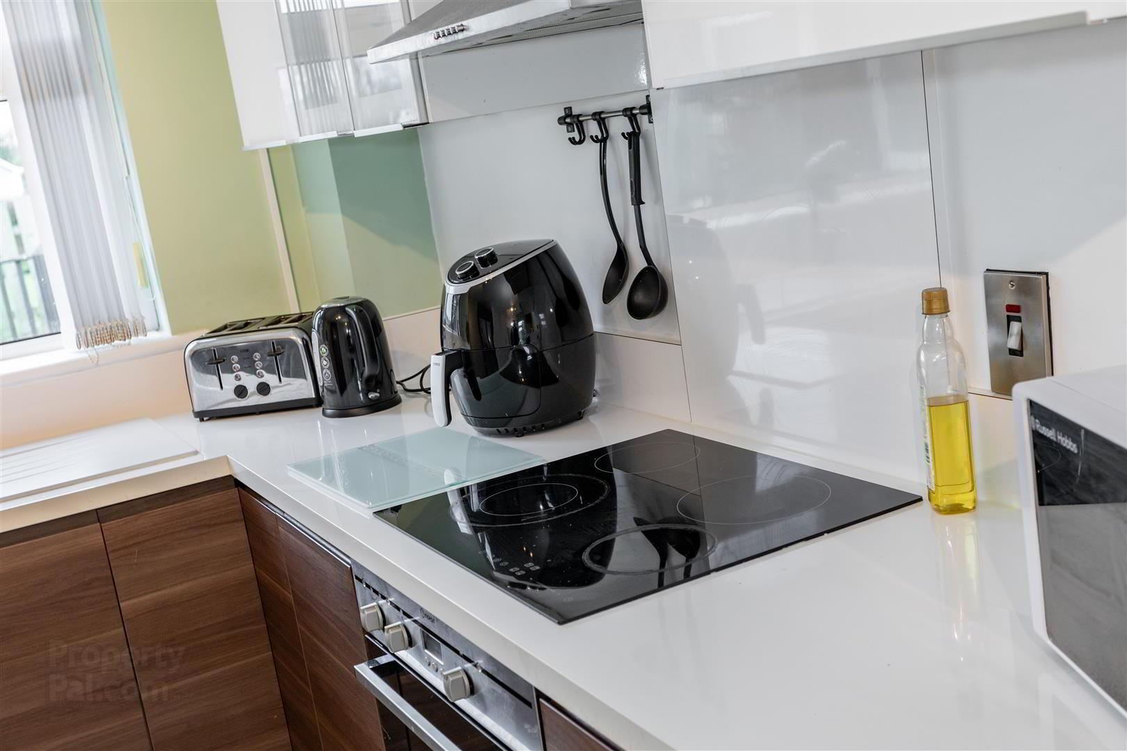4 Tobar Court 12 of 36