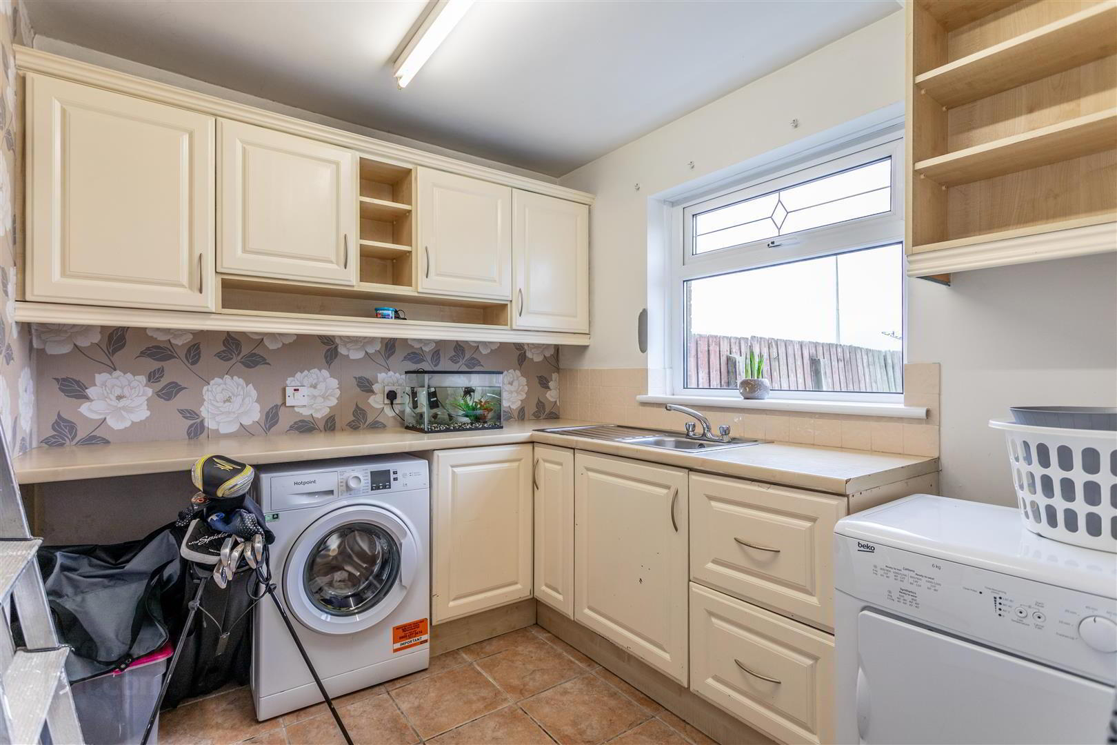 4 Tobar Court 17 of 36