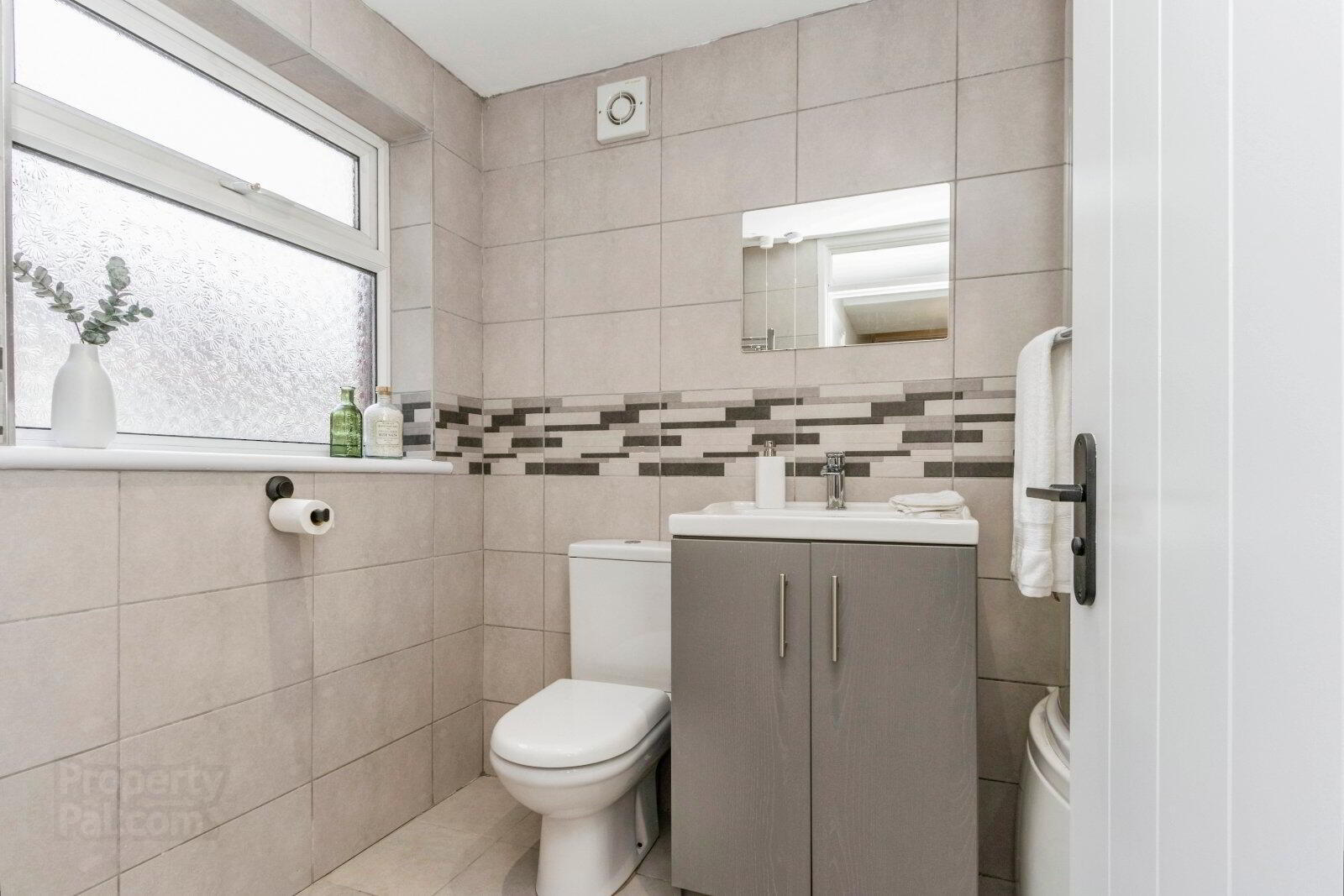 84 Ravenhill Avenue 20 of 23