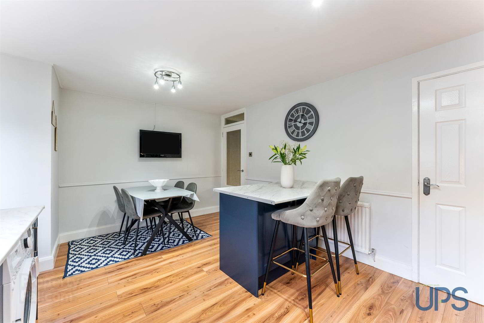 4 Glencolin Heights 8 of 23