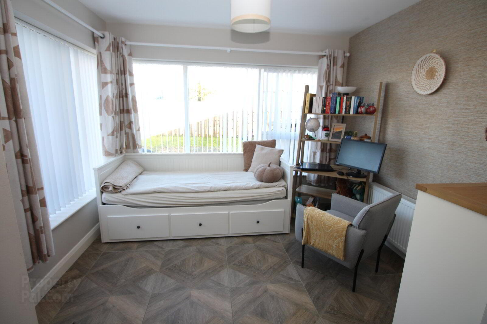 31 Ashbourne Manor Square 6 of 12