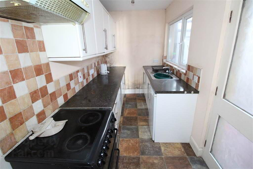 95 Dunraven Avenue 6 of 10