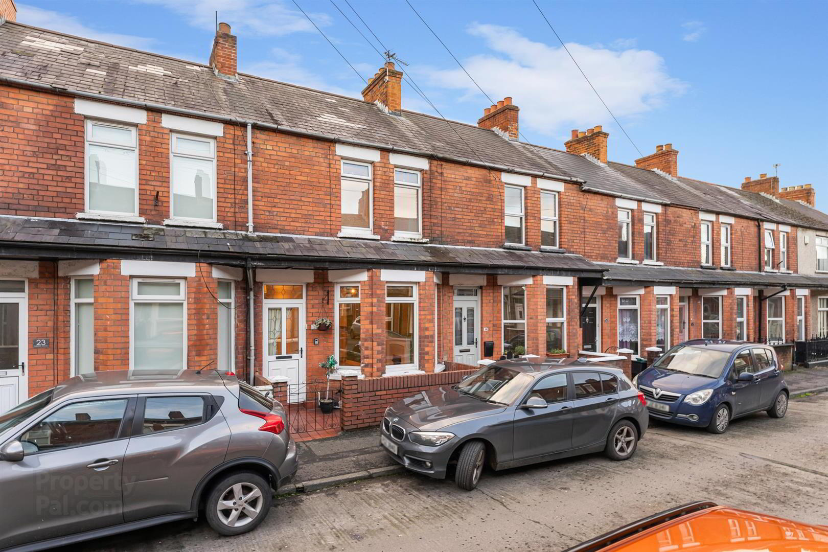 21 Hollycroft Avenue 14 of 17