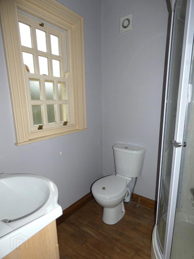 56 Drumcroon Road 14 of 43