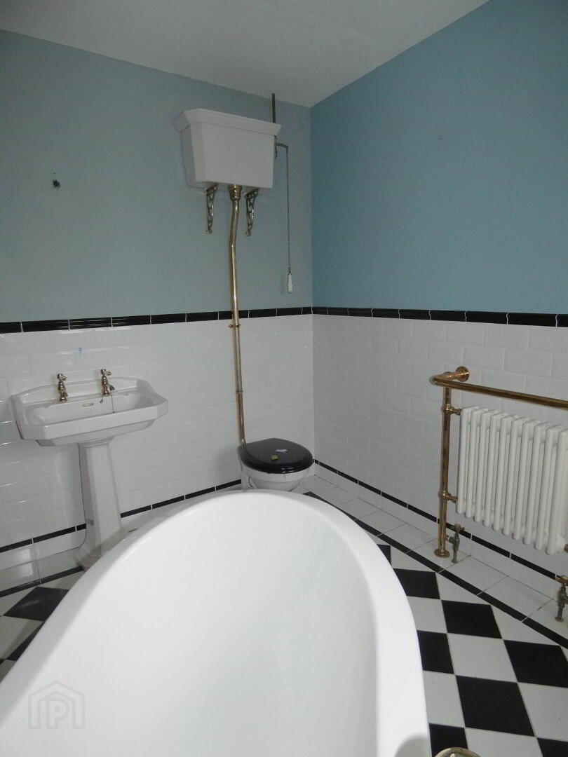 56 Drumcroon Road 36 of 43
