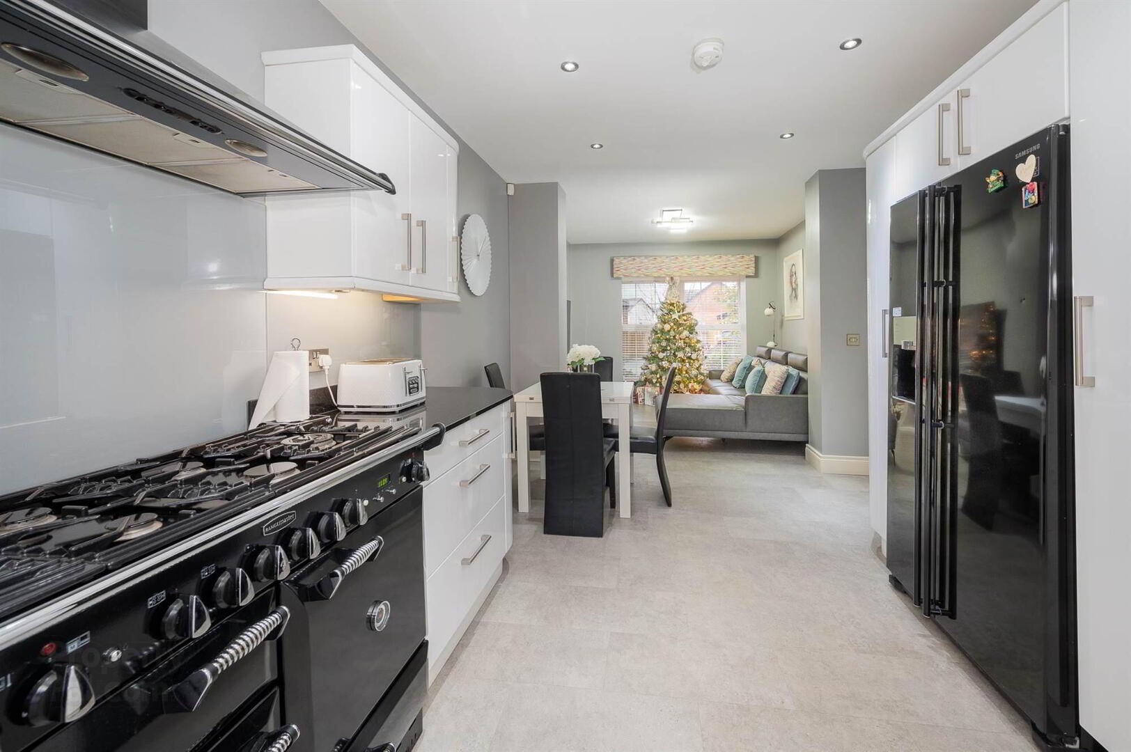 32 Millmount Village Crescent 13 of 24