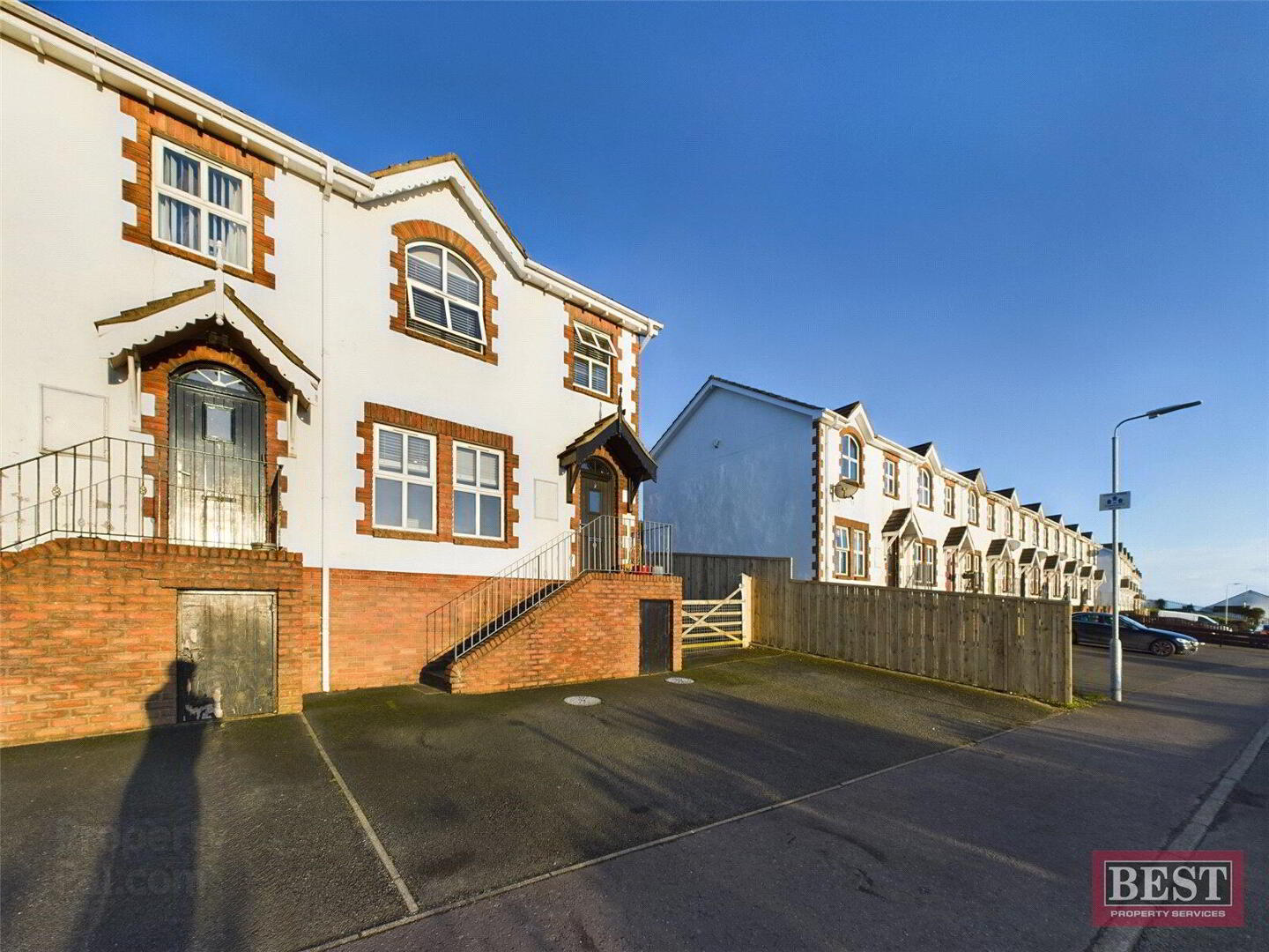 2 Carrickree Mews