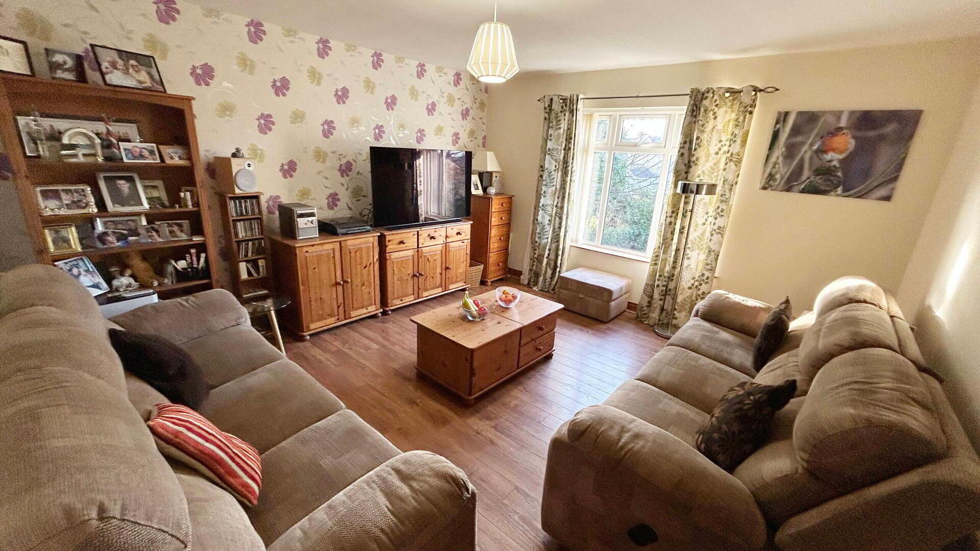 4 Rinfield Court 5 of 12