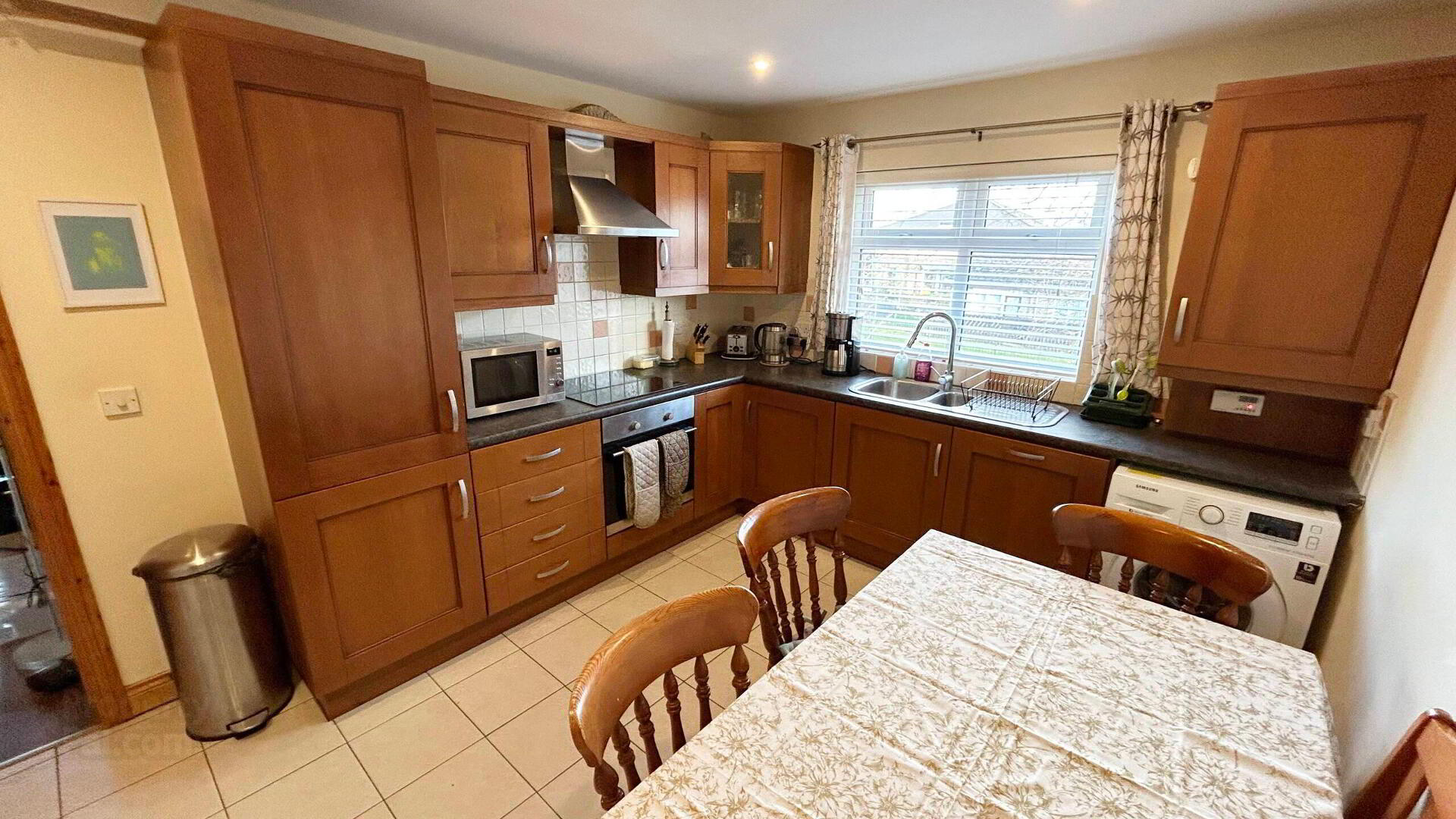 4 Rinfield Court 7 of 12
