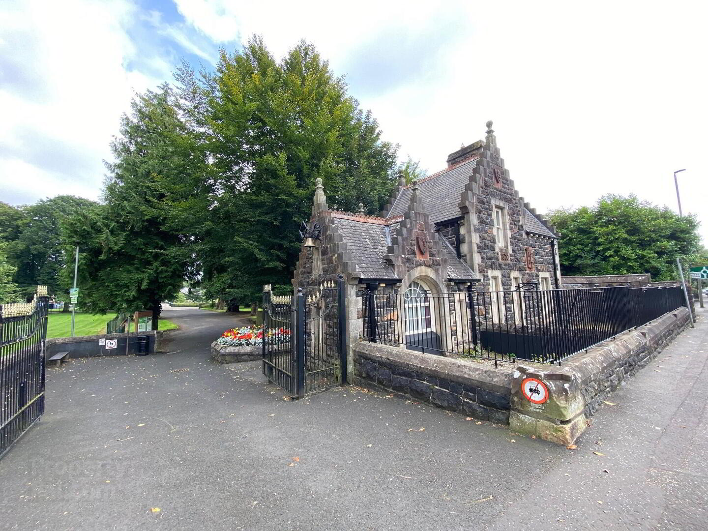 The Gate Lodge, People's Park, 111 Ballymoney Road