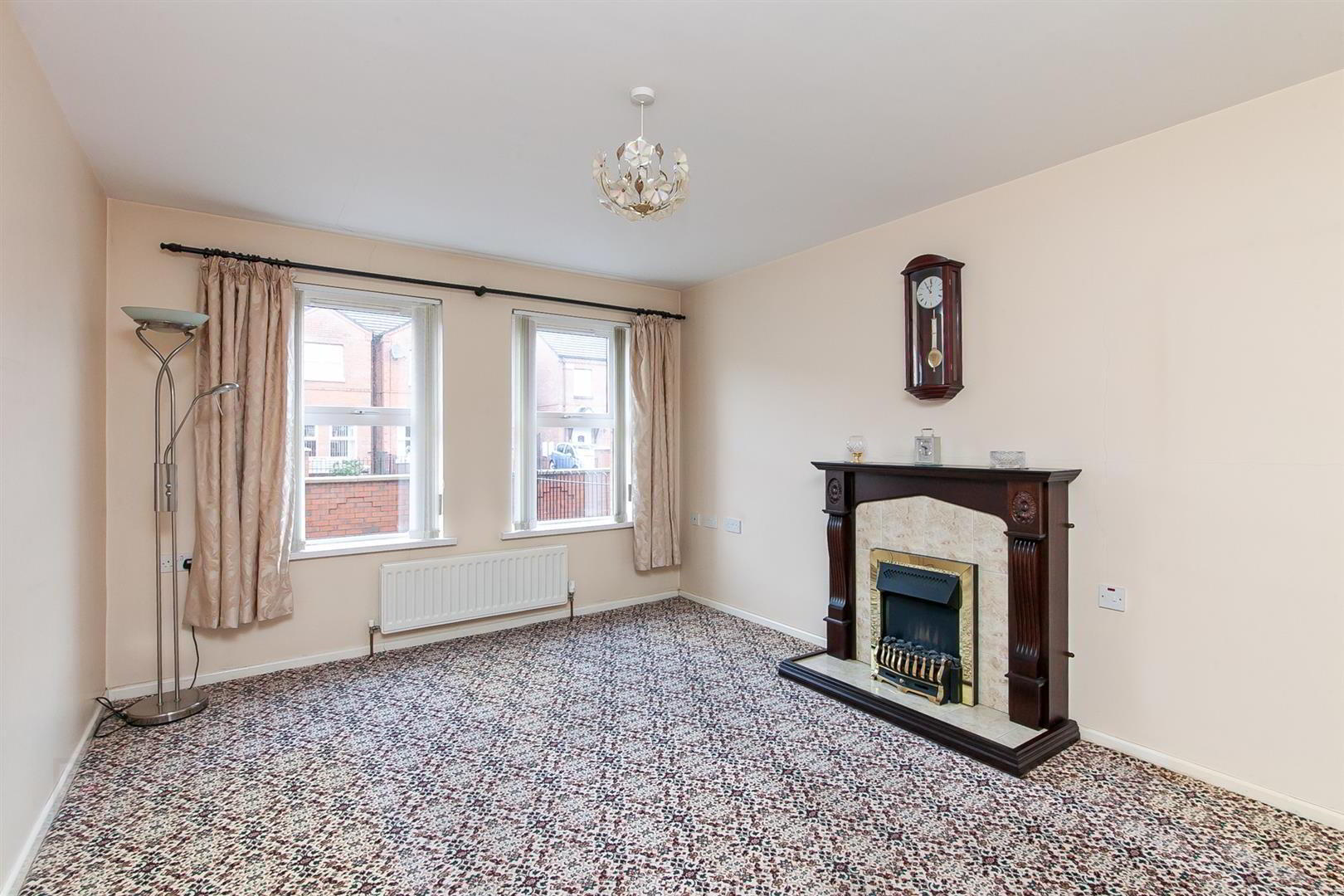 25 Arosa Crescent 4 of 18