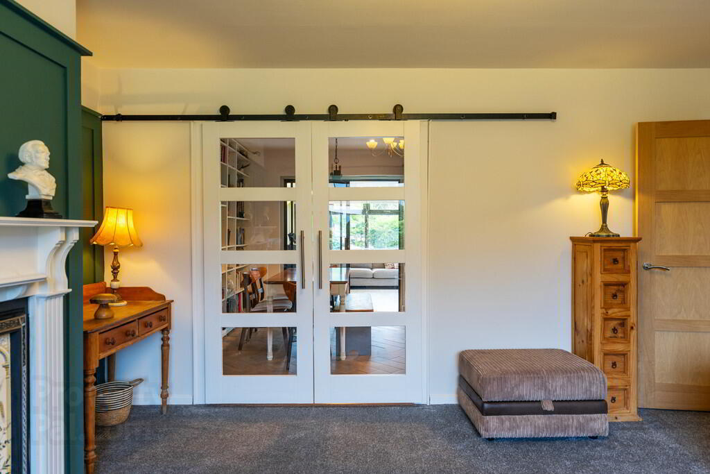10 Old Mill Mews 6 of 24