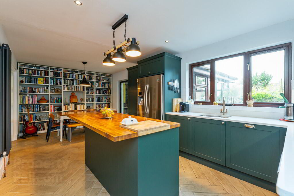 10 Old Mill Mews 8 of 24