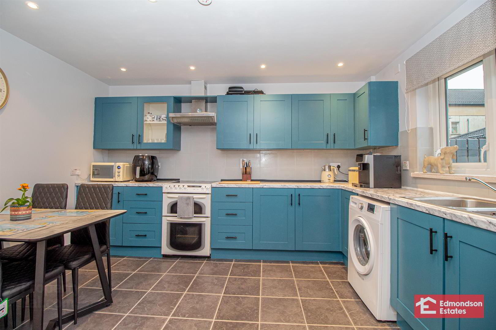 49 Rossmore Green 11 of 25