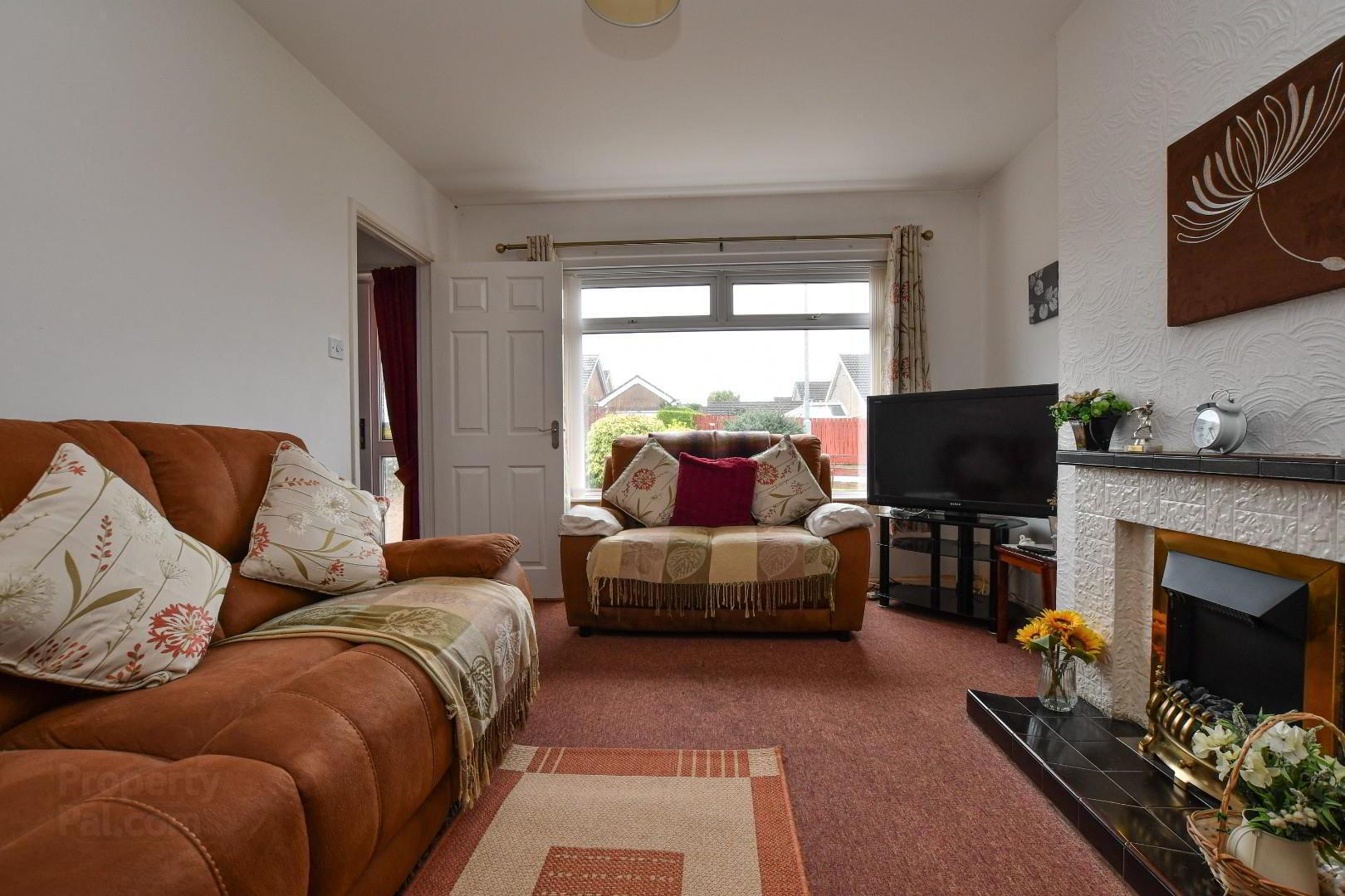 66 Navar Drive 7 of 23