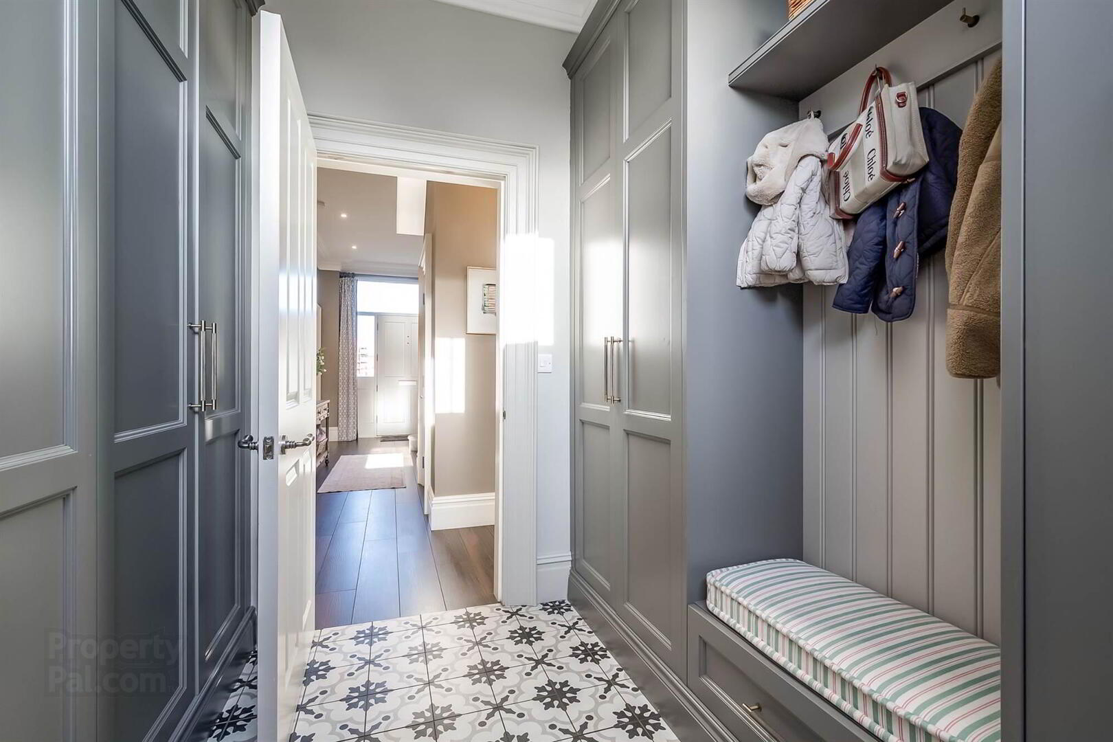 13 Lady Ishbel Avenue 12 of 36
