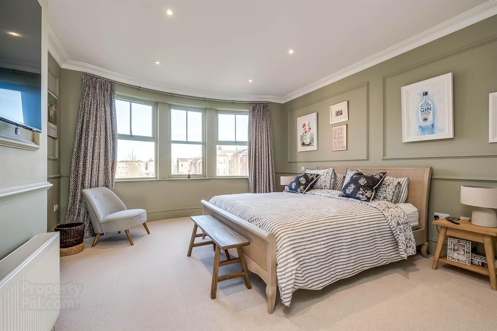 13 Lady Ishbel Avenue 14 of 36